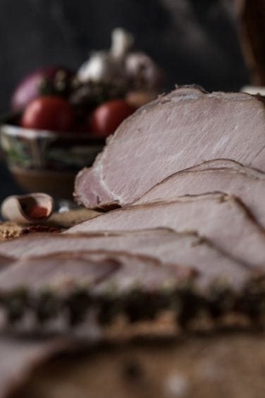 „Pachetu’ din Moldova” – cu carne de porc si cozonac (~7kg)